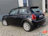 Mini Cooper bei Sportwagen.expert - Abbildung (12 / 15)