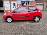 Renault Twingo bei Sportwagen.expert - Abbildung (2 / 15)