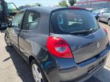 Renault Clio bei Sportwagen.expert - Abbildung (9 / 10)