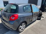 Renault Clio bei Sportwagen.expert - Abbildung (5 / 10)