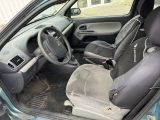 Renault Clio bei Sportwagen.expert - Abbildung (9 / 10)