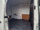 Ford Transit bei Sportwagen.expert - Abbildung (11 / 12)