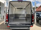 VW Crafter bei Sportwagen.expert - Abbildung (8 / 15)