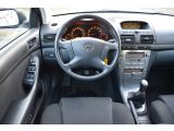Toyota Avensis bei Sportwagen.expert - Abbildung (9 / 15)