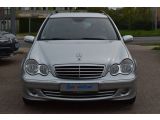 Mercedes-Benz C-Klasse bei Sportwagen.expert - Abbildung (2 / 15)