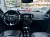 Jeep Compass bei Sportwagen.expert - Abbildung (12 / 13)