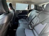 Jeep Compass bei Sportwagen.expert - Abbildung (12 / 14)