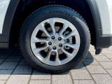 Jeep Compass bei Sportwagen.expert - Abbildung (8 / 14)