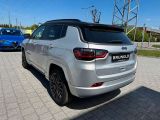 Jeep Compass bei Sportwagen.expert - Abbildung (4 / 10)