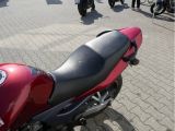 Kawasaki ZR-7 bei Sportwagen.expert - Abbildung (11 / 15)