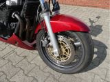 Kawasaki ZR-7 bei Sportwagen.expert - Abbildung (4 / 15)