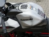 Kawasaki Z 650 bei Sportwagen.expert - Abbildung (13 / 15)