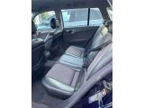 Mercedes-Benz E-Klasse bei Sportwagen.expert - Abbildung (12 / 15)