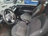 Mini Cooper bei Sportwagen.expert - Abbildung (7 / 12)