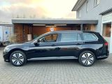 VW Passat bei Sportwagen.expert - Abbildung (9 / 15) VW Passat bei Sportwagen.expert - Abbildung (9 / 15)