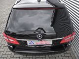 Mercedes-Benz E-Klasse bei Sportwagen.expert - Abbildung (8 / 10)