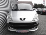 Peugeot 1007 bei Sportwagen.expert - Abbildung (2 / 10)