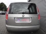 Skoda Roomster bei Sportwagen.expert - Abbildung (7 / 10)