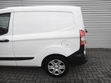 Ford Transit bei Sportwagen.expert - Abbildung (6 / 10)