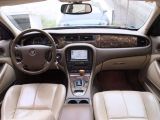 Jaguar S-Type bei Sportwagen.expert - Abbildung (10 / 15)