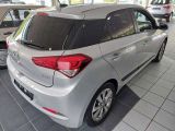 Hyundai i20 bei Sportwagen.expert - Abbildung (6 / 12)