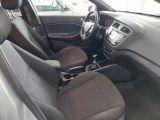 Hyundai i20 bei Sportwagen.expert - Abbildung (8 / 12)