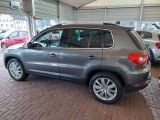 VW Tiguan bei Sportwagen.expert - Abbildung (5 / 12)