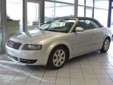 Audi A4 bei Sportwagen.expert - Abbildung (2 / 15)