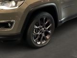 Jeep Compass bei Sportwagen.expert - Abbildung (6 / 15)