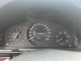Mercedes-Benz E-Klasse bei Sportwagen.expert - Abbildung (14 / 15)