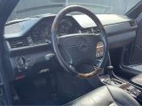 Mercedes-Benz E 320 E320 Cabrio W124 Final Edition bei Sportwagen.expert - Abbildung (6 / 15)