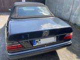 Mercedes-Benz E 320 E320 Cabrio W124 Final Edition bei Sportwagen.expert - Abbildung (2 / 15)