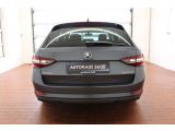 Skoda Superb bei Sportwagen.expert - Abbildung (5 / 15)