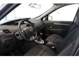 Renault Scenic bei Sportwagen.expert - Abbildung (9 / 15)