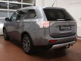 Mitsubishi Outlander bei Sportwagen.expert - Abbildung (4 / 15)