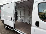 Opel Movano bei Sportwagen.expert - Abbildung (11 / 11)