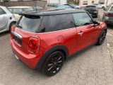 Mini Cooper bei Sportwagen.expert - Abbildung (2 / 15)