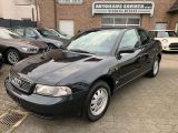 Audi A4 bei Sportwagen.expert - Abbildung (12 / 15)