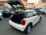 Mini One bei Sportwagen.expert - Abbildung (3 / 15)