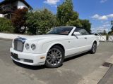 Bentley Azure bei Sportwagen.expert - Abbildung (4 / 15)