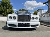 Bentley Azure bei Sportwagen.expert - Abbildung (8 / 15)