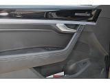 VW Touareg bei Sportwagen.expert - Abbildung (15 / 15)