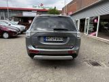 Mitsubishi Outlander bei Sportwagen.expert - Abbildung (6 / 15)