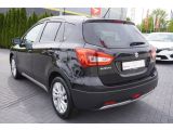 Suzuki SX4 S-Cross bei Sportwagen.expert - Abbildung (4 / 15)