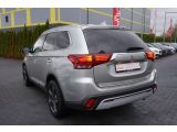 Mitsubishi Outlander bei Sportwagen.expert - Abbildung (3 / 15)