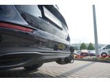Mercedes-Benz C-Klasse bei Sportwagen.expert - Abbildung (8 / 15)