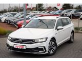 VW Passat bei Sportwagen.expert - Abbildung (2 / 15)