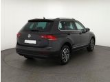 VW Tiguan bei Sportwagen.expert - Abbildung (5 / 15)