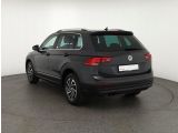 VW Tiguan bei Sportwagen.expert - Abbildung (3 / 15)