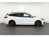 Ford Focus Turnier bei Sportwagen.expert - Abbildung (6 / 15)